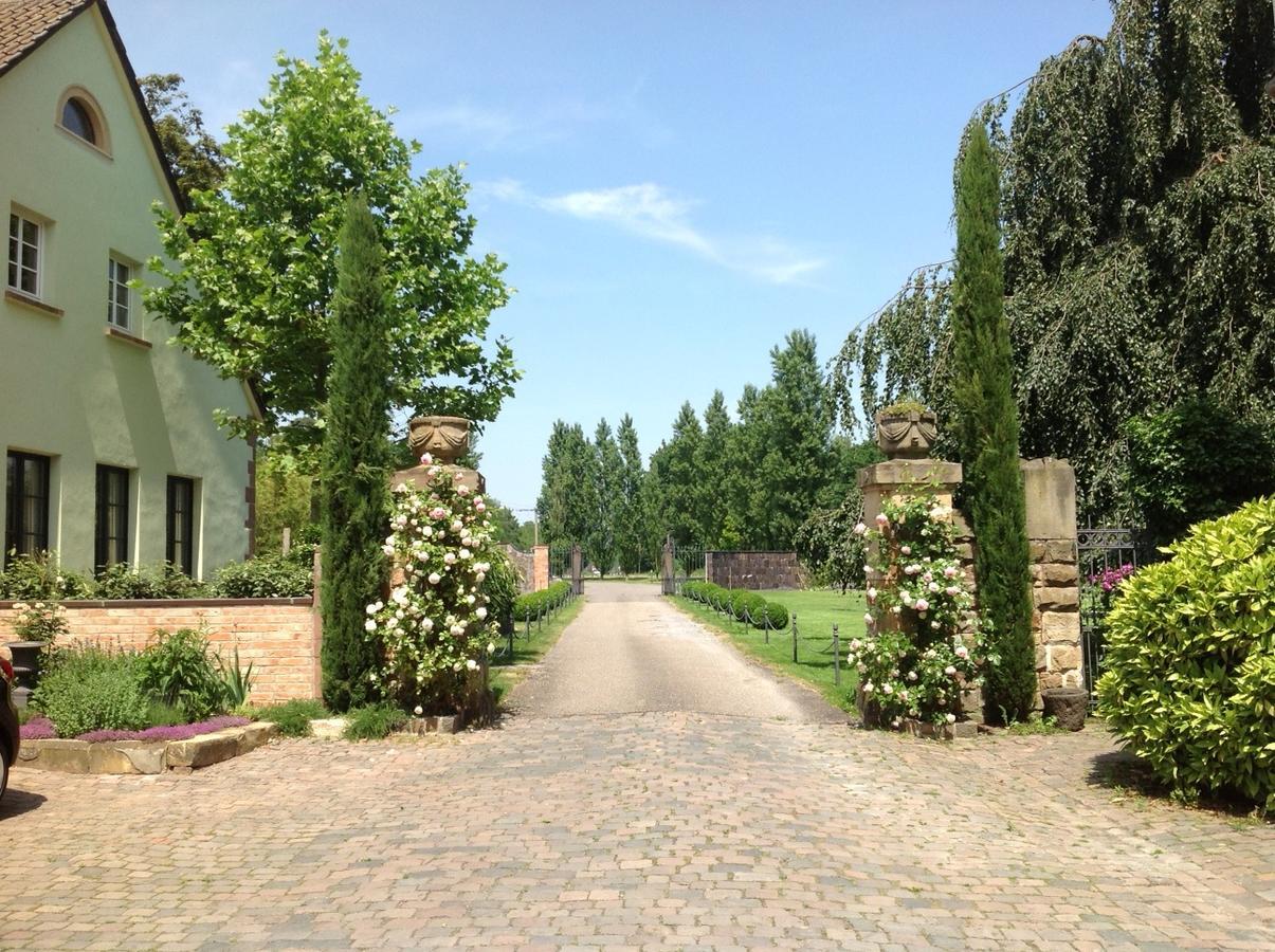 Hofgut Holzmuhle Bed & Breakfast Germersheim Exterior photo