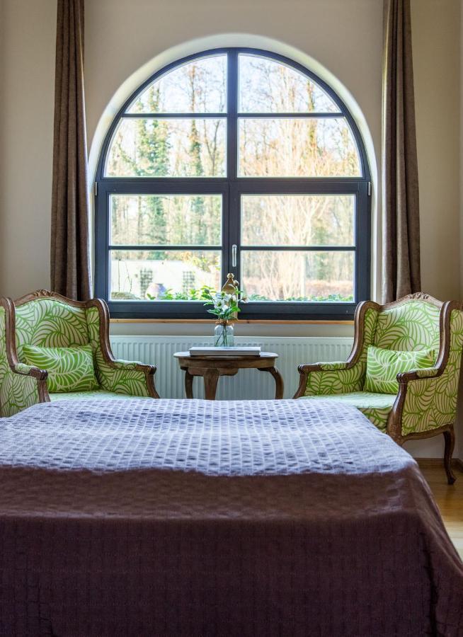 Hofgut Holzmuhle Bed & Breakfast Germersheim Exterior photo